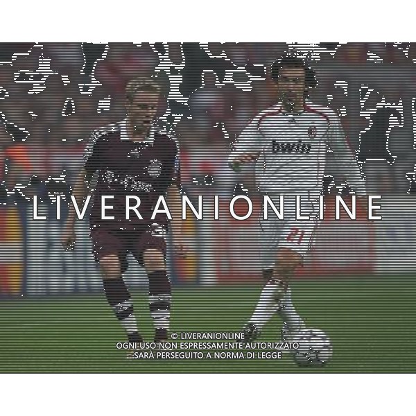 Monaco di Baviera (GER) 11-04-2007 Champions League 2006/07 Bayern Monaco - Milan 0:2 nella foto pirlo e lell ph marco luzzani/ag aldo liverani s.a.s.