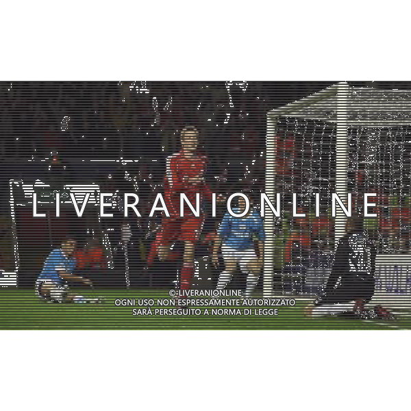 Liverpool - PSV Eindhoven, European Champions League Quarter Final, Second Leg 11/04/2007 nella foto esultanza dopo il gol di Peter Crouch del 1-0 Ph by Ian Kington(IPS PHOTO AGENCY)/Ag. Aldo Liverani 