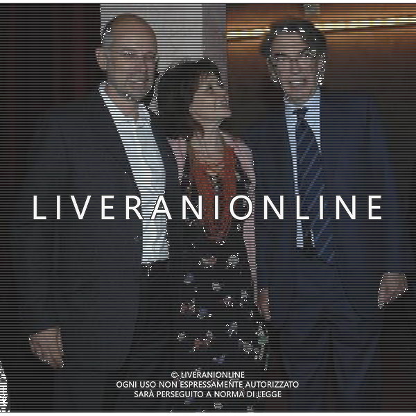 PRIMA SERATA DELLO SPETTACOLO TEATRALE \'ANGELINA\' IN SCENA AL TEATRO FRANCO PARENTI DI MILANO , DIRETTO DA DARIO D\'AMBROSI, CON GIANNA COLETTI E CELESTE MORATTI 17/04/2007 NELLO FOTO : GABRIELE SALVATORES, MILLY E MASSIMO MORATTI PH TACCA/AG. A
