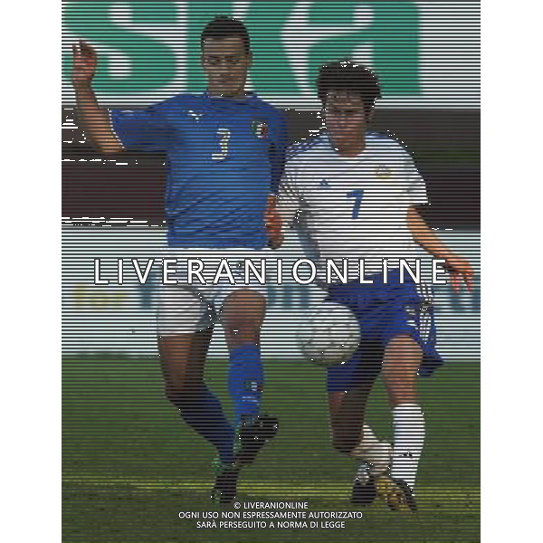 HELSINKI 10/06/2003 FINLANDIA - ITALIA U21 QUALIFICAZIONI EUROPEI 2004 NELLA FOTO MARCO PISANO E HANNU HAARALA FOTO NANDO VESCUSIO/AGENZIA ALDO LIVERANI