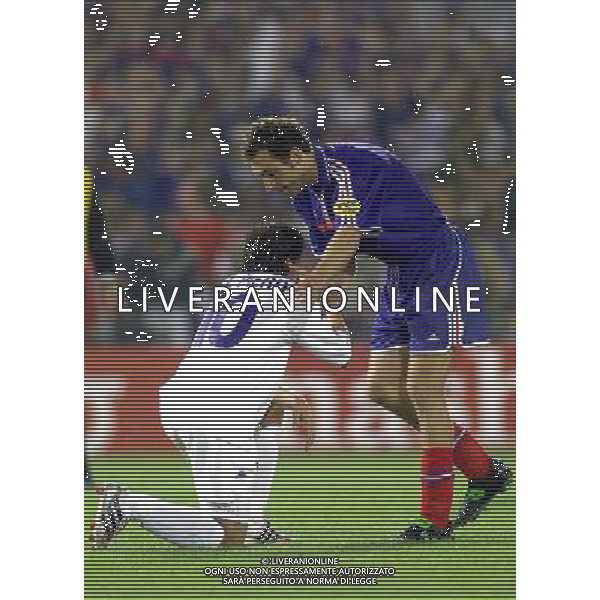 ITALIA-FRANCIA FINALE EURPEI 2000 NELLA FOTO DEL PIERO ALESSANDRO-LAURENT BLANC FOTO ALDO LIVERANI