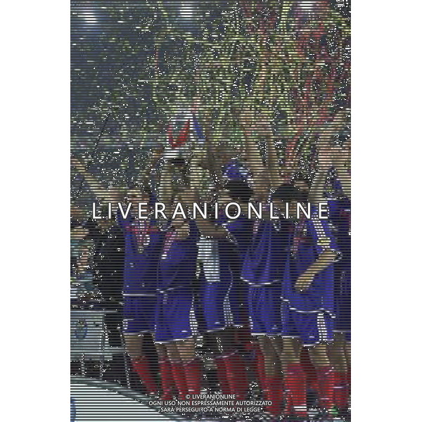 ITALIA-FRANCIA FINALE EURPEI 2000 NELLA FOTO FRANCIA CAMPIONE FOTO ALDO LIVERANI