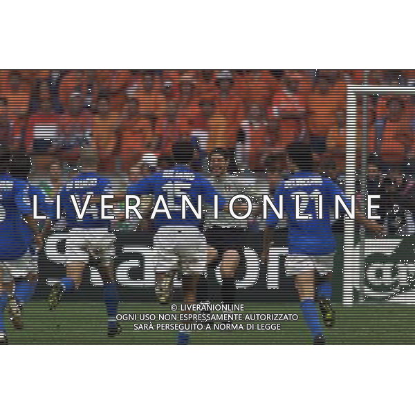 ITALIA-OLANDA 2000 EUROPEI NELLA FOTO ESULTANZA ITALIA FOTO ALDO LIVERANI