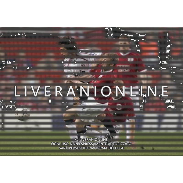 Manchester United - Milan, Semifinale Champions League Old Trafford 24/04/2007 nella foto PAUL SCHOLES e ANDREA PIRLO Ph©IPS Photo Agency /Ag. Aldo Liverani