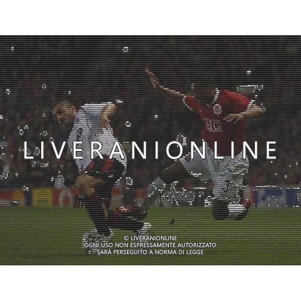 Manchester United - Milan, Semifinale Champions League Old Trafford 24/04/2007 nella foto Patrice Evra con Gennaro Gattuso Ph©IPS Photo Agency /Ag. Aldo Liverani