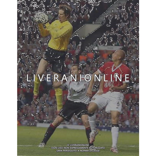 Manchester United - Milan, Champions League, SemiFinale First Leg 24/04/2007 nella foto Edwin Van der Saar in parata Ph IPS PHOTO AGENCY/Ag. Aldo Liverani 