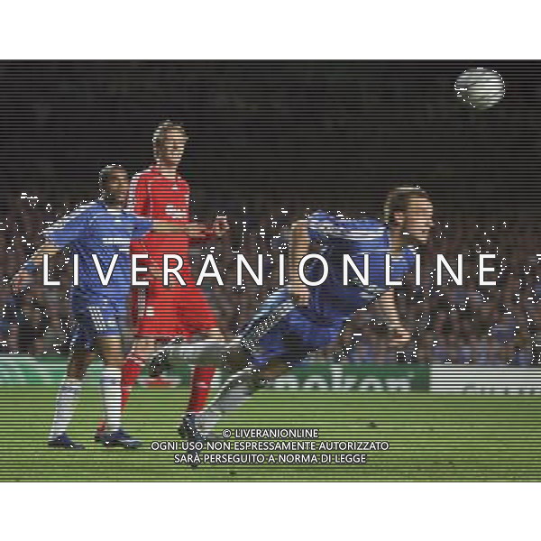 Chelsea - Liverpool, Champions League, SemiFinale First Leg, Stamford Bridge, London 25/04/2007 nella foto John Terry, Petr Crouch e Ashley Cole Ph IPS PHOTO AGENCY/Ag. Aldo Liverani 