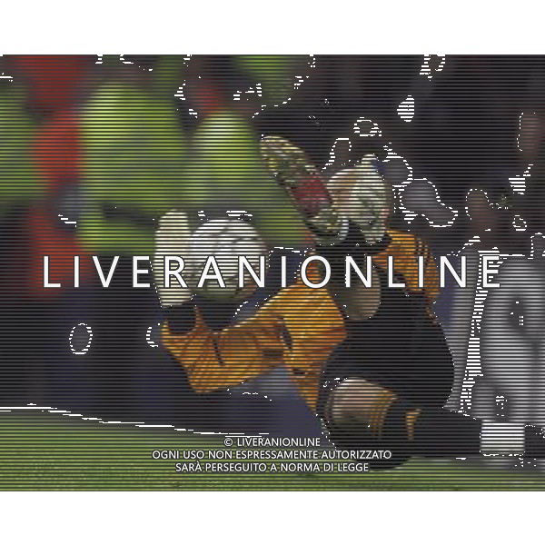 Liverpool fc - Chelsea fc, Semifinale ritorno Champions League 01/05/2007 nella foto Pepe Reina in parata sul rigore di Geremi Ph Marcello Pozzetti©IPS /Ag. Aldo Liverani