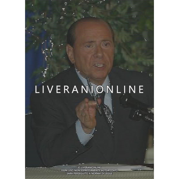 BRESCIA 8/04/2003 NELLA FOTO SILVIO BERLUSCONI FOTO FILIPPO VENEZIA -AGENZIA ALDO LIVERANI 