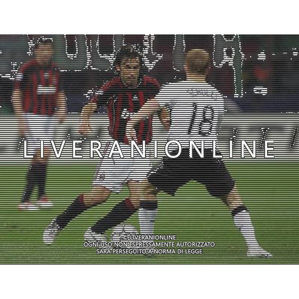 Milano 02/04/2007 Champions League 2006/07 milan-manchester 3:0 nella foto pirlo e scholes ph marco luzzani/ag aldo liverani s.a.s.