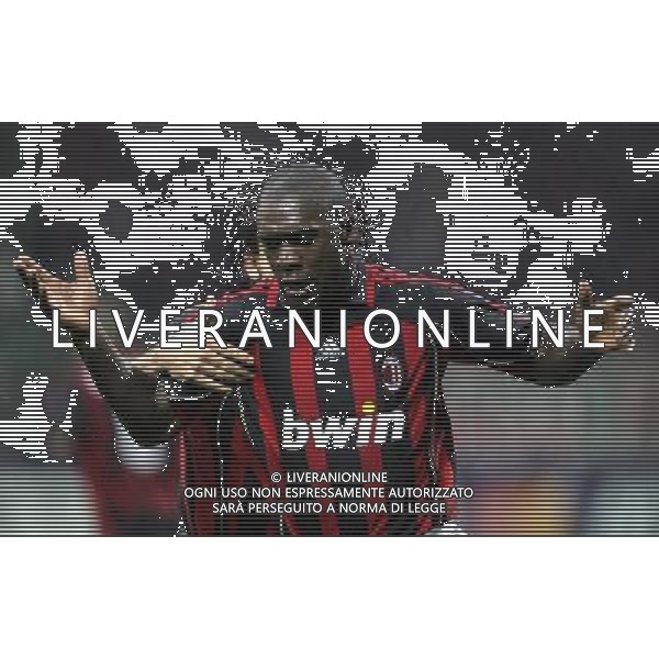 Milano 02/04/2007 Champions League 2006/07 milan-manchester 3:0 nella foto esultanza seedorf ph marco luzzani/ag aldo liverani s.a.s.
