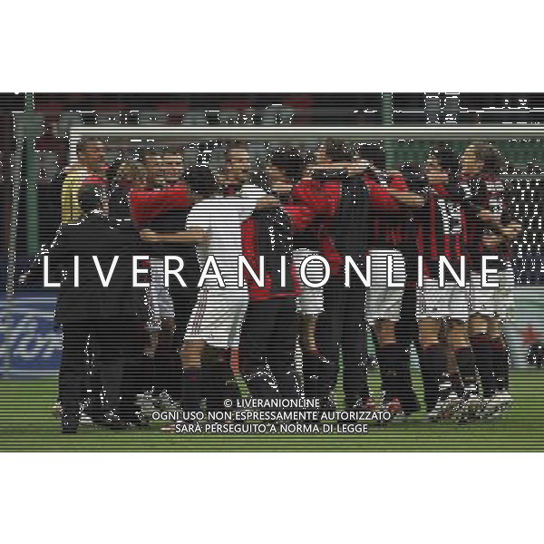 Milano 02/04/2007 Champions League 2006/07 milan-manchester 3:0 nella foto milan esulta a fine gara ph marco luzzani/ag aldo liverani s.a.s.