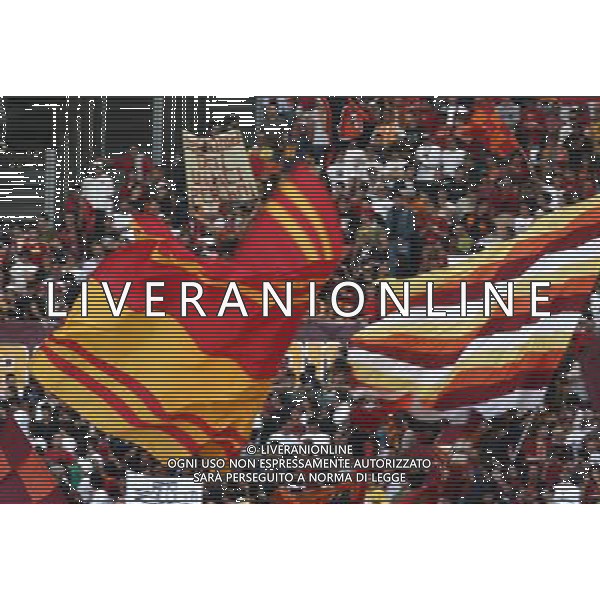 Roma - 09 / 05 / 2007 - TIM CUP 2006/2007 Finale andata - Roma Vs Inter (6-2) - nella foto: Tifosi della Roma ph Corradetti / ag. Aldo Liverani