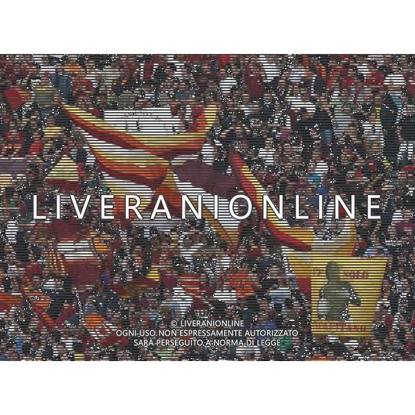 Roma - 09 / 05 / 2007 - TIM CUP 2006/2007 Finale andata - Roma Vs Inter (6-2) - nella foto: Tifosi della Roma ph Corradetti / ag. Aldo Liverani