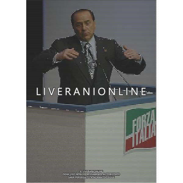 AL TEATRO DAL VERME DI MLANO COMIZIO DI SILVIO BERLUSCONI A SOSTEGNO DEI CANDIDATI ALLE PROSSIME ELEZIONI AMMINISTRATIVE 14-05-2007 PH TACCA/AGENZIA ALDO LIVERANI