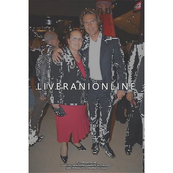 ROMA 17/05/2007 TEATRO SISTINA ANTEPRIMA DI ÒCABARETÒdi MICHELLE HUNZIKER NELLA FOTO ANTONIO ZEQUILA CON LA MADRE FOT BRUNI-AG ALDO LIVERANI
