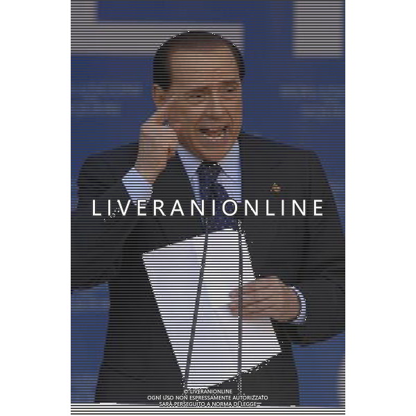 PIACENZA 21-05-2007 PIAZZA CAVALLI, INTERVENTO DI SILVIO BERLUSCONI, A FAVORE DEL CANDIDATO DI FORZA ITALIA PER LE COMUNALI DI PIACENZA. NELLA FOTO : SILVIO BERLUSCONI. PH TACCA/AGENZIA ALDO LIVERANI