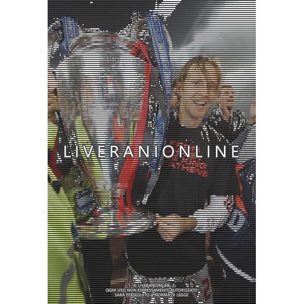 Milan - Liverpool finale Champions League Stadio Olimpico di Atene 23/05/2007 festeggiamenti per la vittoria del milan campione nella fotomassimo ambrosini con la coppa ph andry/Ag. Aldo Liverani