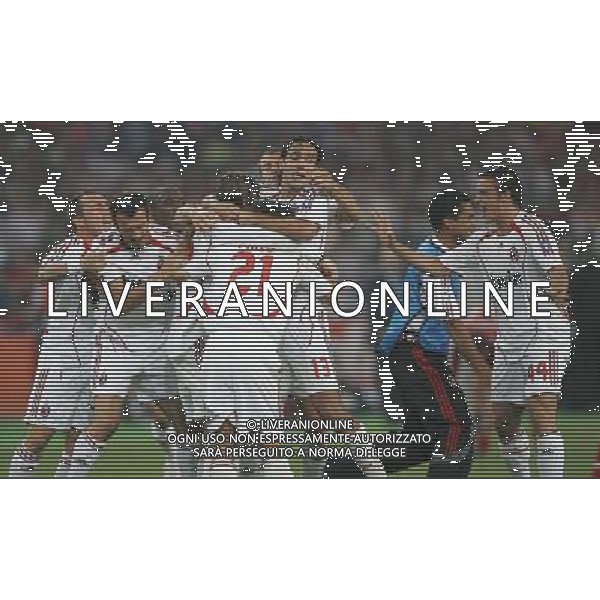 ATENE 23/05/2007 MILAN LIVERPOOL FINALE DI CHAMPIONS LEAGUE NELLA FOTO ABBRACCI MILAN FOTO LUZZANI MARCO