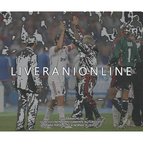 ATENE 23/05/2007 MILAN LIVERPOOL FINALE DI CHAMPIONS LEAGUE NELLA FOTO PAOLO MALDINI WILLIAM VECCHI FOTO LUZZANI MARCO
