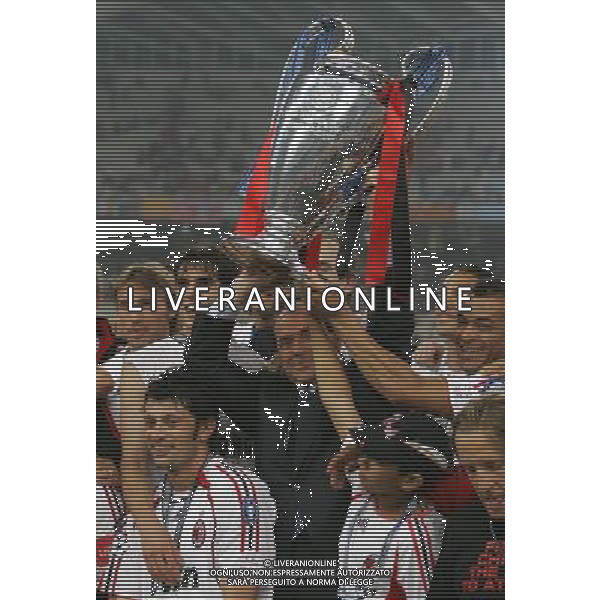 ATENE 23/05/2007 MILAN LIVERPOOL FINALE DI CHAMPIONS LEAGUE NELLA FOTO SILVIO BERLUSCONI CON LA COPPA DEI CAMPIONI FOTO LUZZANI MARCO