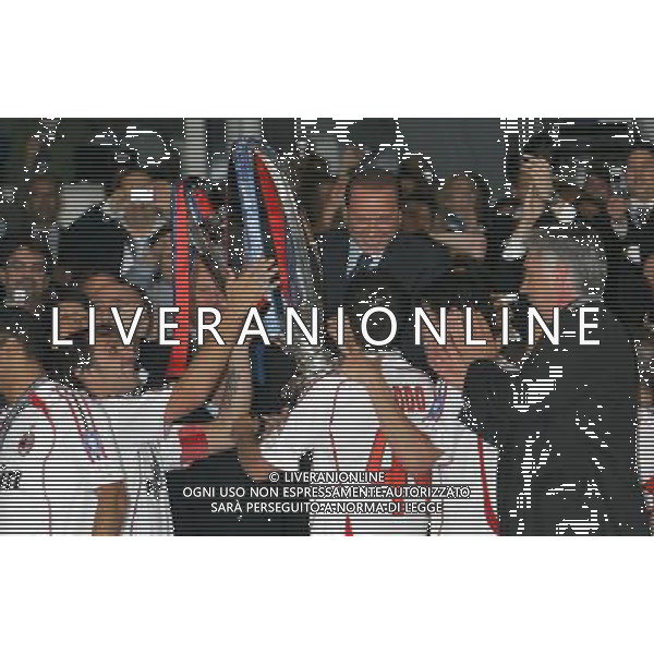 ATENE 23/05/2007 MILAN LIVERPOOL FINALE DI CHAMPIONS LEAGUE NELLA FOTO SILVIO BERLUSCONI CON LA COPPA DEI CAMPIONI FOTO LUZZANI MARCO
