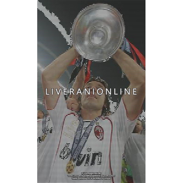 ATENE 23/05/2007 MILAN LIVERPOOL FINALE DI CHAMPIONS LEAGUE NELLA FOTO ANDREA PIRLO CON LA COPPA CAMPIONI FOTO LUZZANI MARCO