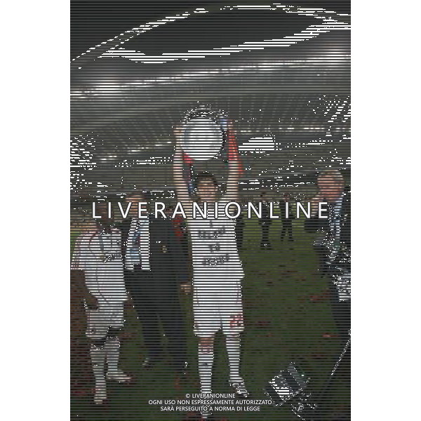 ATENE 23/05/2007 MILAN LIVERPOOL FINALE DI CHAMPIONS LEAGUE NELLA FOTO KAKA CON LA COPPA CAMPIONI FOTO LUZZANI MARCO