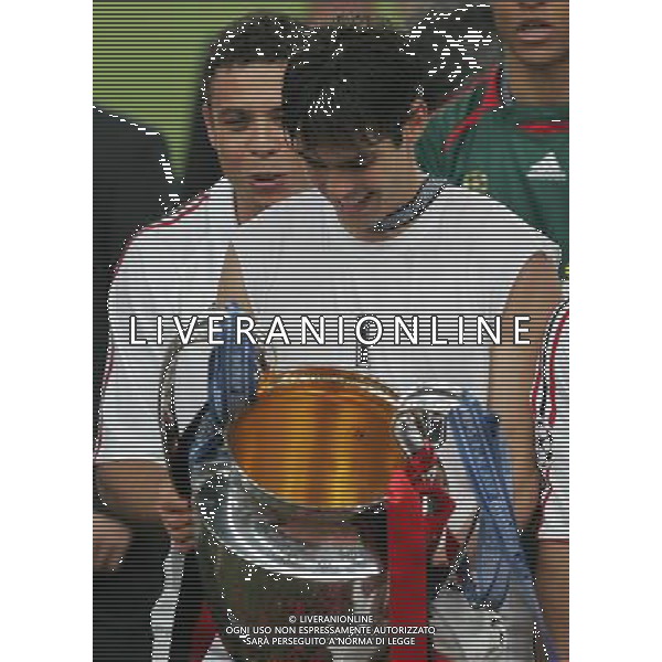 Atene 23 maggio 2007 AC Milan - Liverpool Fc finale champions league nella foto: Kaka e Ronaldo con la coppa dei campioni foto Andry / Ag. Aldo Liverani