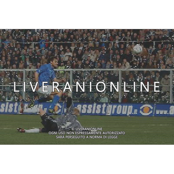 PALERMO 29/03/2003 ITALIA - FINLANDIA NELLA FOTO SECONDO GOL CHRISTIAN VIERI AGENZIA ALDO LIVERANI