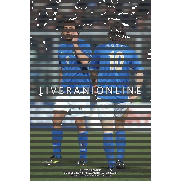 PALERMO 29/03/2003 ITALIA - FINLANDIA NELLA FOTO CHRISTIAN VIERI E FRANCESCO TOTTI AGENZIA ALDO LIVERANI