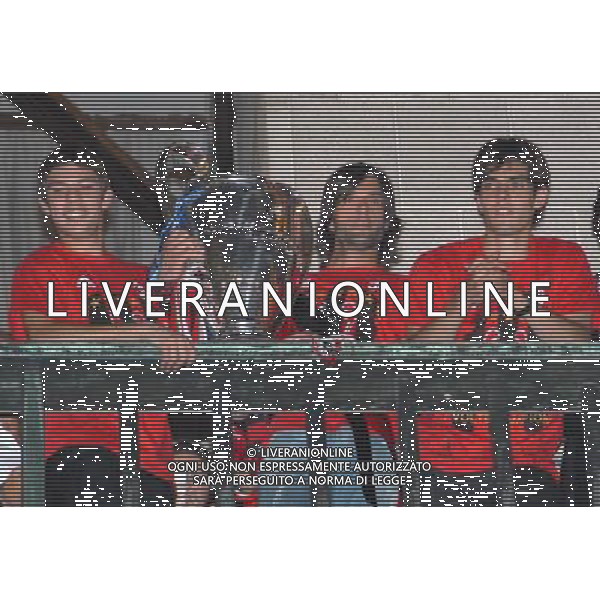 MILANO 24/5/2007 PIAZZA DUOMO FESTA DEL MILAN PER LA VITTORIA IN CHAMPIONS LEAGUE NELLA FOTO IL FRATELLO DI RONALDO, VALERIO FIORI E KAKA\' FOTO ROMANO-FRANKY/AG ALDO LIVERANI