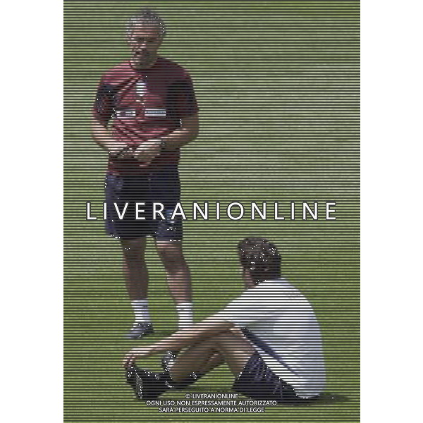 Allenamento della Nazionale Italiana a Coverciano 30/05/2007 nella foto roberto Donadoni con Del Piero alessandro ph bucco/Ag. Aldo liverani