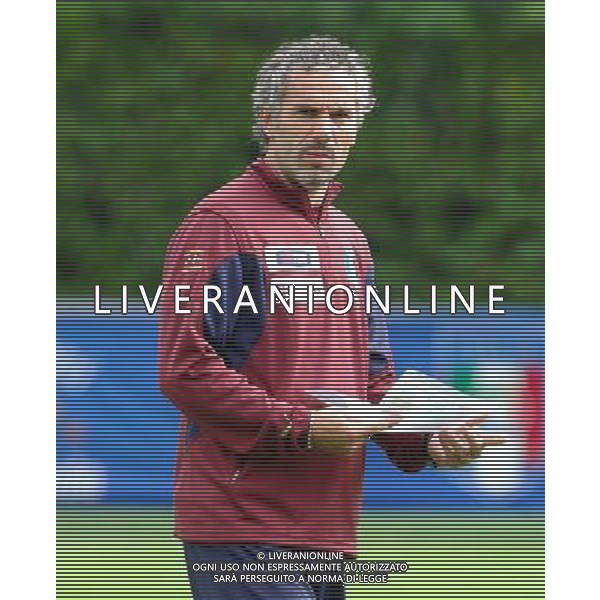 Raduno e Allenamento della Nazionale Italiana a Coverciano-29.05.2007 Nella Foto: Roberto Donadoni Ag. Aldo Liverani