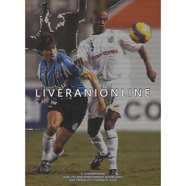 INTERNATIONAL FOOTBALL LIBERTADORES CUP 2007 FC SANTOS_FC GREMIO 3-1 ( Vila Belmiro Stadium Santos ) KLEBER (SANTOS) _ TCHECO (GREMIO) ag aldo liverani 