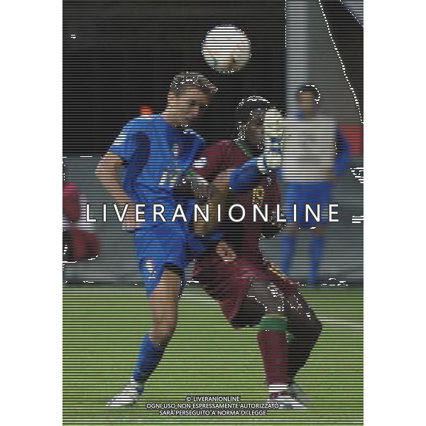 heerenveen 20 jun 2007 semifinal olanda - inghilterra uefa euro under 21 championship netherlands 2007 nella foto criscito domenico italy silvestre varela portugal ph ag aldo liverani s.a.s.