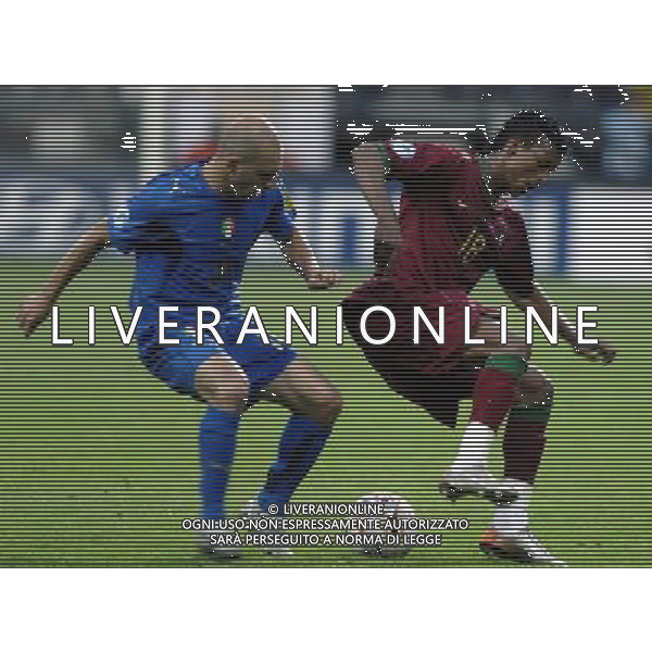 heerenveen 20 jun 2007 semifinal olanda - inghilterra uefa euro under 21 championship netherlands 2007 nella foto nani portugal rosina alessandro italy ph ag aldo liverani s.a.s.