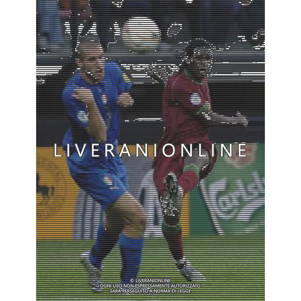 heerenveen 20 jun 2007 semifinal olanda - inghilterra uefa euro under 21 championship netherlands 2007 nella foto silvestre varela portugal chiellini giorgio italy ph ag aldo liverani s.a.s.