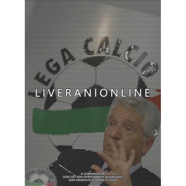 MILANO 03-07-2007 LEGA CALCIO VIA ROSELLINI ASSEMBLEA ORDINARIA E STRAORDINARIA DELLA LEGA CALCIO NELLA FOTO IL PRESIDENTE DELLA LEGA CALCIO ANTONIO MATARRESE FOTO PIER MARCO TACCA/ALDO LIVERANI.