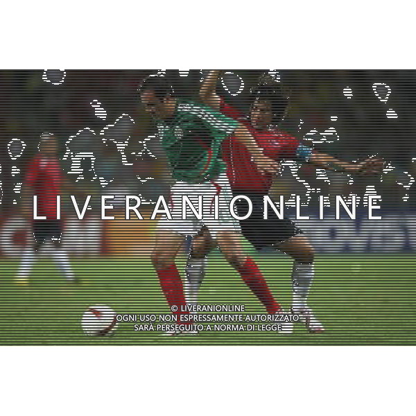 COPPA AMERICA VENEZUELA 2007 INTERNATIONAL FOOTBALL STADIO PUERTO LA CRUZ 04/07/2007 MESSICO - CILE (MEXICO-CHILE Stadium Jose Antonio Anzoategui Puerto La Cruz ) NELLA FOTO BLANCO_MEX / SANHUEZA_CHILE PH GPG/AG. ALDO LIVERANI 