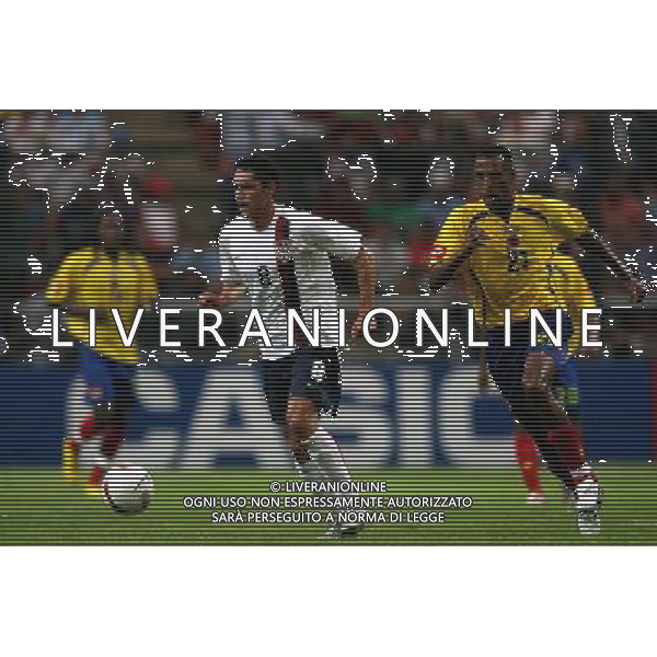 COPPA AMERICA VENEZUELA 2007 INTERNATIONAL FOOTBALL 05/07/2007 COLOMBIA - USA (Stadium Metropolitano Barquisimeto ) NELLA FOTO JORGE BANGUERO/COL _ HERCULEZ GOMEZ /USA PH GPG/AG. ALDO LIVERANI 