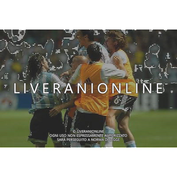 COPPA AMERICA VENEZUELA 2007 INTERNATIONAL FOOTBALL 05/07/2007 ARGENTINA - PARAGUAY (Stadium Metropolitano Barquisimeto ) NELLA FOTO ESULTANZA DEGLI ARGENTINI CHE FESTEGGIANO IL GOL DELLA VITTORIA DEL 1-0 DI JAVIER MASCHERANO PH GPG/AG. ALDO LIVERANI 