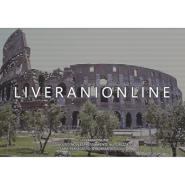 IL COLOSSEO MONUMENTO DI ROMA ANTICA PH ARCHIVIO AGENZIA ALDO LIVERANI