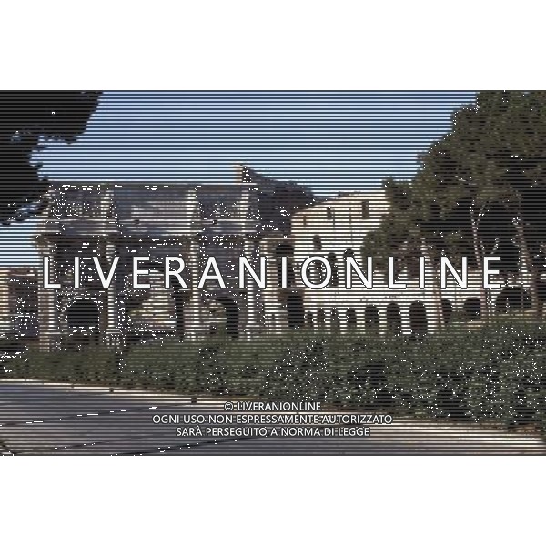 L\'ARCO DI COSTANTINO E IL COLOSSEO MONUMENTO DI ROMA ANTICA PH ARCHIVIO AGENZIA ALDO LIVERANI