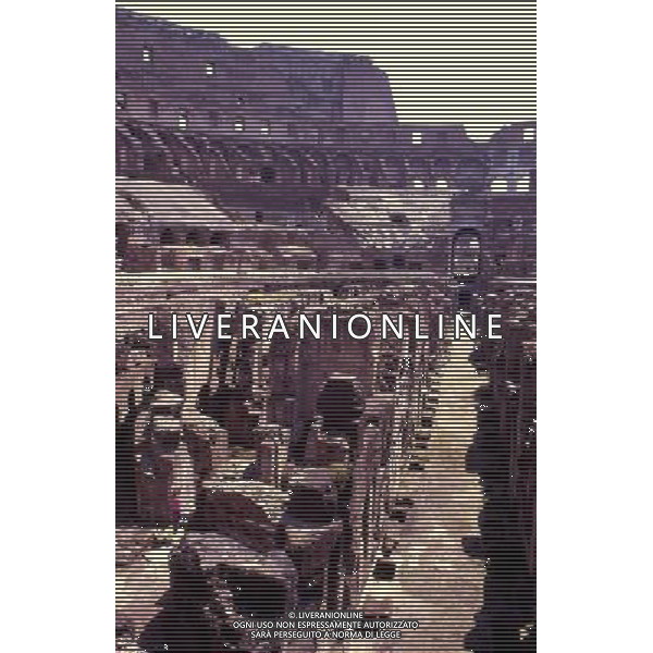 L\' INTERNO DEL COLOSSEO MONUMENTO DI ROMA ANTICA PH ARCHIVIO AGENZIA ALDO LIVERANI