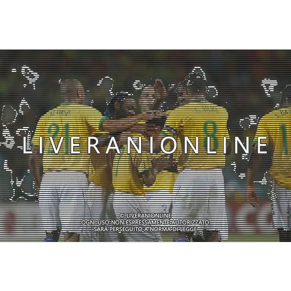INTERNATIONAL FOOTBALL COPA AMERICA VENEZUELA 2007 BRAZIL-CHILE 6-1 (Stadium J. Antonio Anzoategui Puerto La Cruz ) AFONSO-VAGNER LOVE-MINEIRO-JOSUE-GILBERTO SILVA FESTEGGIANO IL GOL DEL 5-0 ph GPG/ag aldo liverani s.a.s.