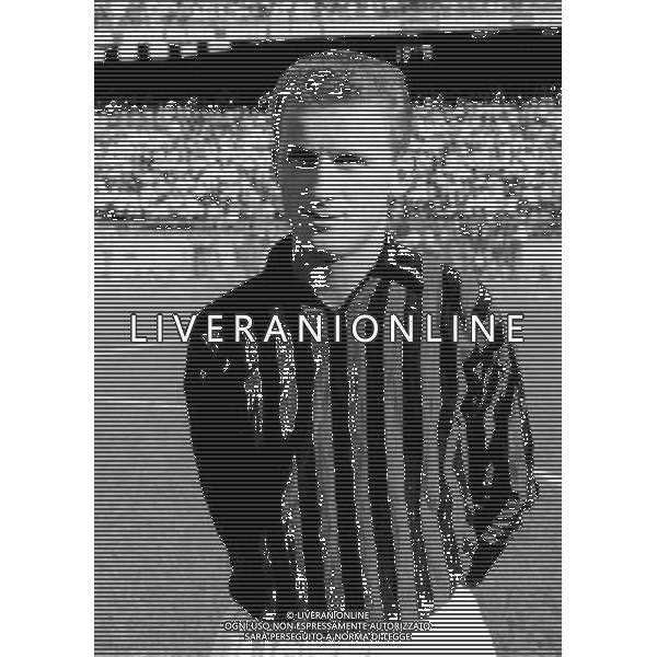 Giovanni Trapattoni Calciatore con la maglia del Milan ph archivio Ag. Aldo Liverani Retrospettiva
