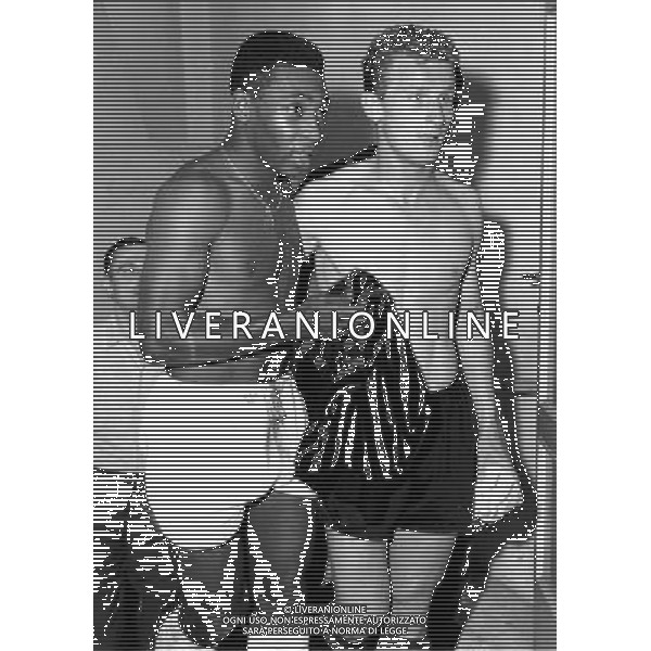 Giovanni Trapattoni Calciatore con la maglia del Milan con Pele\' ph archivio Ag. Aldo Liverani Retrospettiva