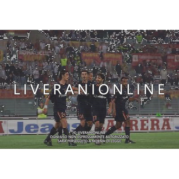ROMA 24/09/03 COPPA UEFA ROMA-VARDAR SKOPJE NELLA FOTO: ESULTANZA ROMA* FOTO TERRUSO/ AGENZIA ALDO LIVERANI