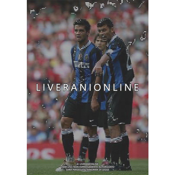 ARSENAL INTER TROFEO EMIRATES 29/07/2007 NELLA FOTO WALTER SAMUEL E CHRISTIAN CHIVU AG ALDOL IVERANI